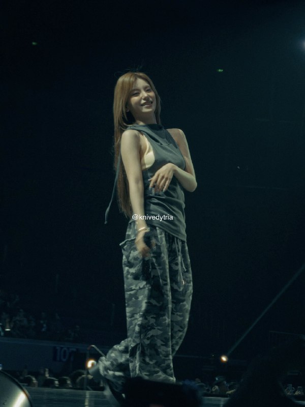 📸 @knivedytria ×4Hwang Kitty 🖤260711 ITZY TNVS Manila Soundcheck #itzy #midzy #yeji #예지原文 #黄礼志📸 @knivedytria ×4Hwang Kitty 🖤260711 ITZY TNVS Manila Soundcheck #itzy #midzy #yeji #예지原文 #黄礼志