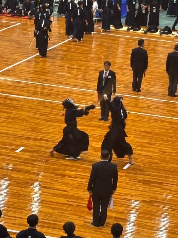 📸 @meidai_kendo ×4本日、10月18日に第74回全日本学生剣道優勝大会が開催されました