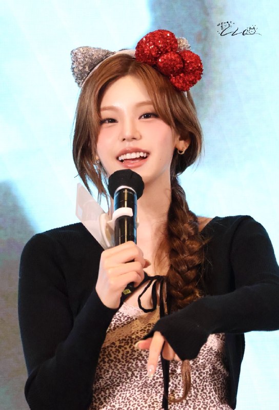 📸 @CL01623829 ×4♡：Kittyemo♡：基蒂莫 #itzy #yeji #있지 #예지原文 #黄礼志