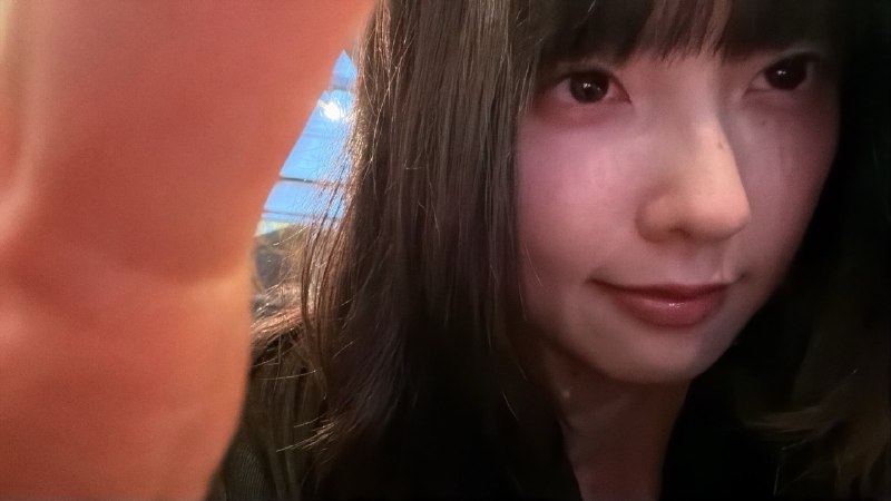 📸 加藤小夏 (X)・本日も21:00〜YouTube配信♩👼・原文 #加藤小夏