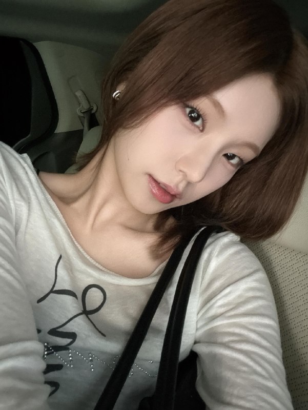 📸 @storingyeji ×3260602 yezyizhere   🤎