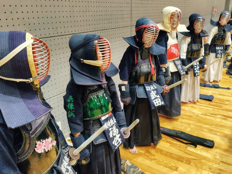 📸 @kurerenseikai ×35月31日(日)広島県女性剣道大会に出場しました