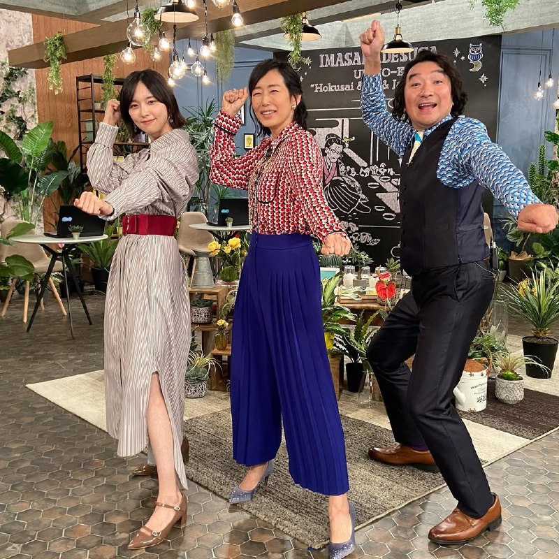 📸 @nisiosazane ×4皆さんでポーズ揃えてるのも可愛くて好きです☺️ #加藤小夏 #木村多江のいまさらですが原文 #加藤小夏📸 @nisiosazane ×4皆さんでポーズ揃えてるのも可愛くて好きです☺️ #加藤小夏 #木村多江のいまさらですが原文 #加藤小夏