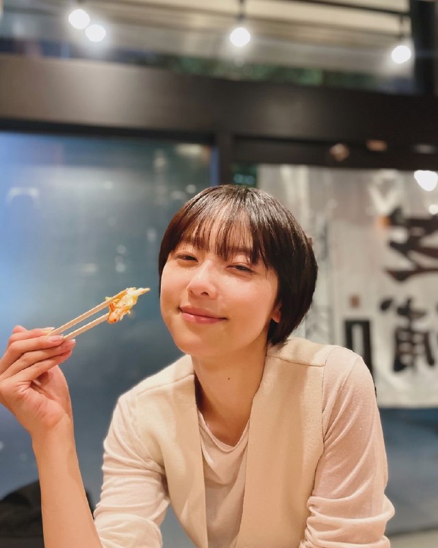📸 @rIlIHVoqz798429 ×4短髪の時の小夏さん #加藤小夏 #ウイングマン原文 #加藤小夏