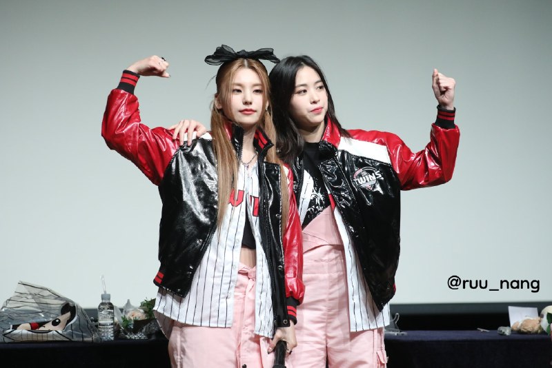📸 @mt9itzy5jpn🌷1726日 #毎日テントン #ITZY #YEJI #RYUJIN #RYEJI #땡덩 #叮咚原文 #黄礼志