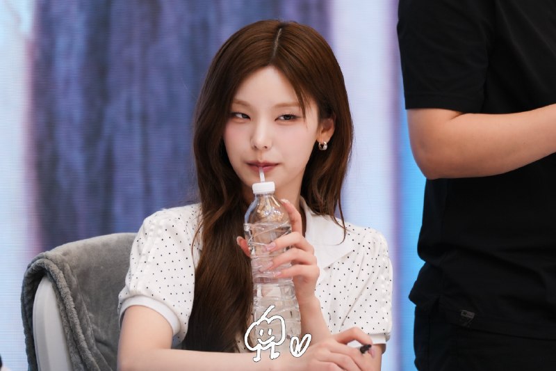 📸 @PumpkinITZYD ×2260606😉 #ITZY #있지 #YEJI #예지 #옞덩봤덩原文 #黄礼志📸 @PumpkinITZYD ×2260606😉 #ITZY #있지 #YEJI #예지 #옞덩봤덩原文 #黄礼志