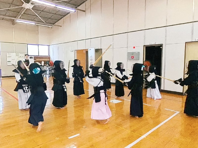 📸 @kurerenseikai ×49月12日(土)明日は呉練誠会大会❗️大会前最後の稽古を、暑い中頑張りました