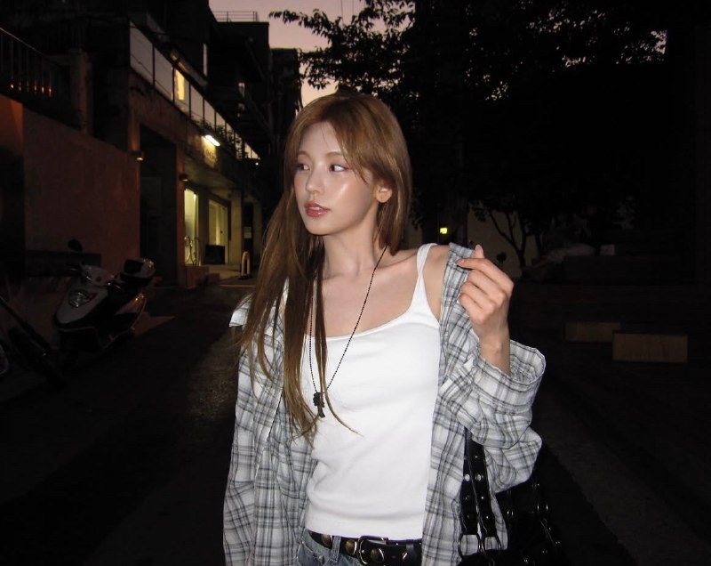 📸 @yejigallery ×4yezyizhere instagram updateError 500 (Server Error)!!1500.That’s an error.There was an error. Please try again later.That’s all we know. #YEJI原文 #黄礼志
