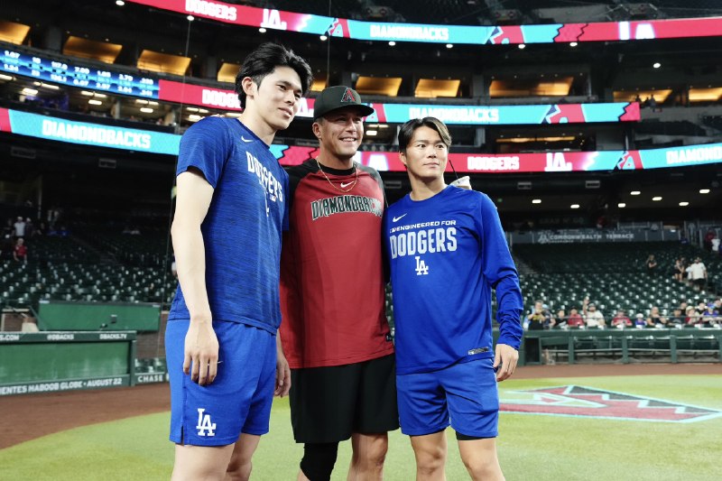 📸 @fullcountmlbc2 ×4×  × Photo by Takashi Kurosawa× × 黑泽隆摄 #ラーズ・ヌートバー #山本由伸 #佐々木朗希 #Dodgers #Dbacks原文 #MLB日本選手