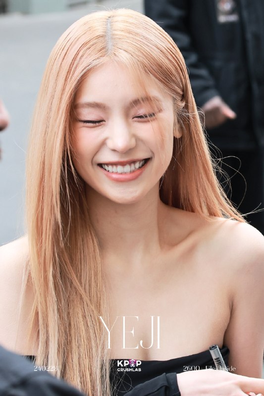 📸 @Kpopcrushlab ×3240228 Yeji at PARIS FASHION WEEKError 500 (Server Error)!!1500.That’s an error.There was an error. Please try again later.That’s all we know. #YEJI #예지 #イェジ #ITZY #있지 #Kpop #Wallpaper #4K原文 #黄礼志