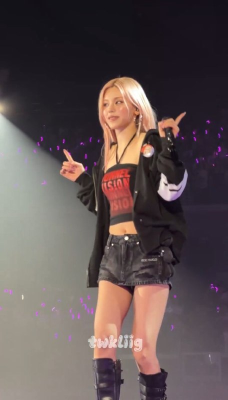 📸 @_imthemafia ×4ROCKSTAR HWANG 🎸🖤Error 500 (Server Error)!!1500.That’s an error.There was an error. Please try again later.That’s all we know. #YEJI #ITZY原文 #黄礼志