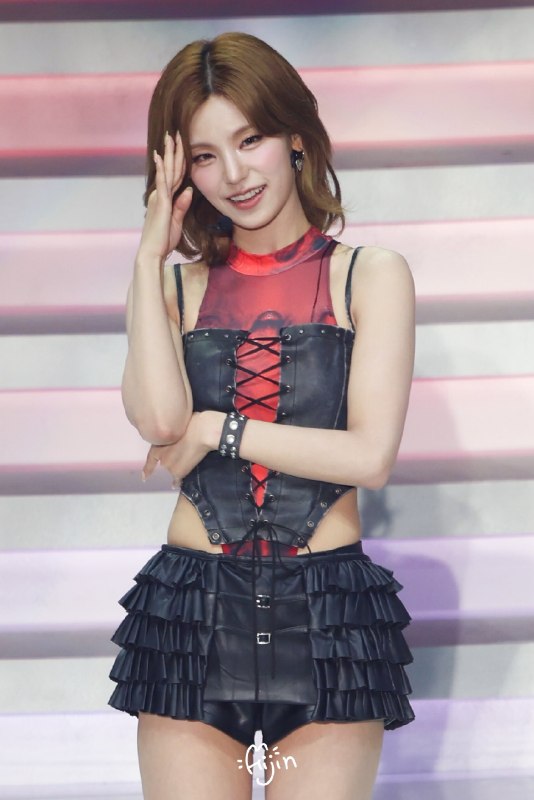 📸 @hijin_0212 ×3260809 🖤 #ITZY #있지 #YEJI #예지原文 #黄礼志