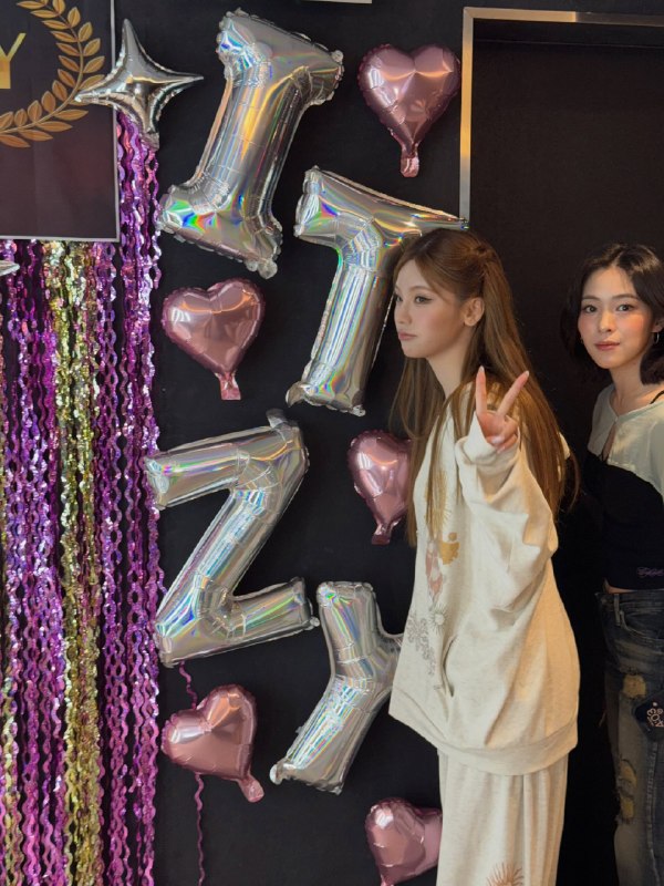 📸 🔍 黄礼志 via @yejigallery ×4yezyizhere instagram update #YEJI原文 #黄礼志