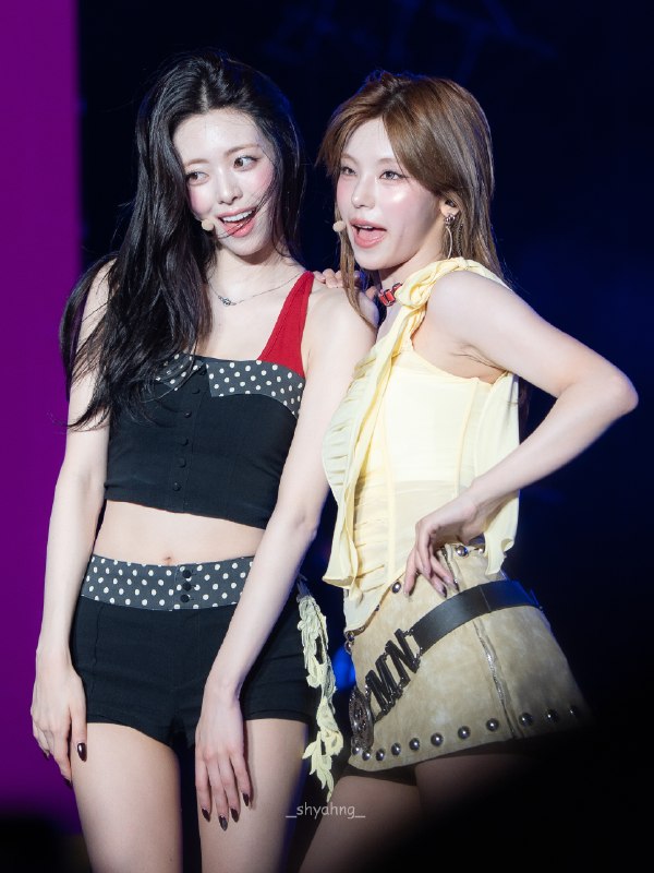 📸 @_shyahng_ ×2大小忙內20260927 KRAZY Music Festival #ITZY #있지 #Yeji #예지 #Yuna #유나原文 #黄礼志