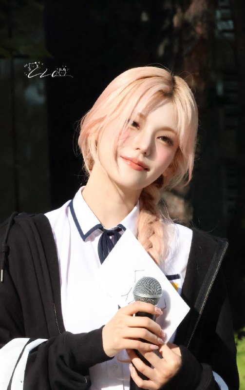 📸 @CL01623829 ×3end3.0 See you at next year's FM！ #itzy #yeji #있지 #예지原文 #黄礼志📸 @CL01623829 ×3end3.0 See you at next year's FM！ #itzy #yeji #있지 #예지原文 #黄礼志