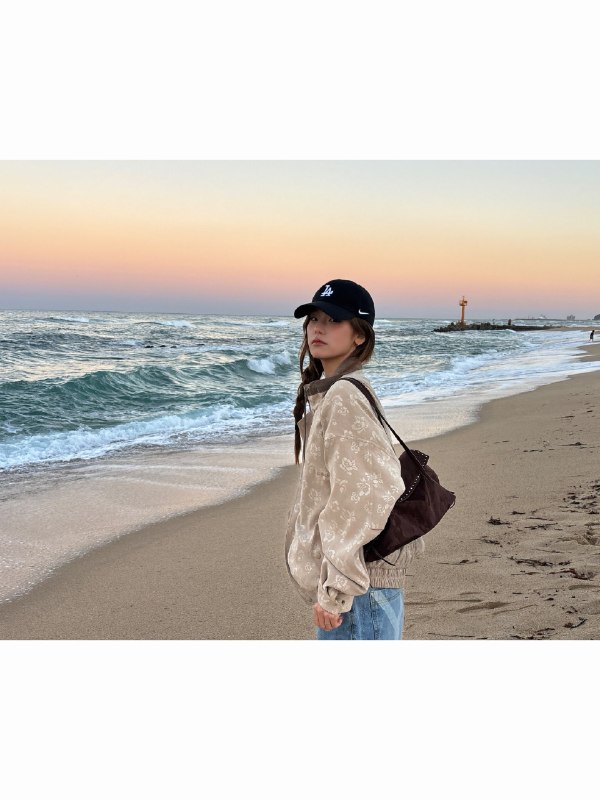 📸 🔍 黄礼志 via @yejigallery ×4yezyizhere instagram update #YEJI原文 #黄礼志