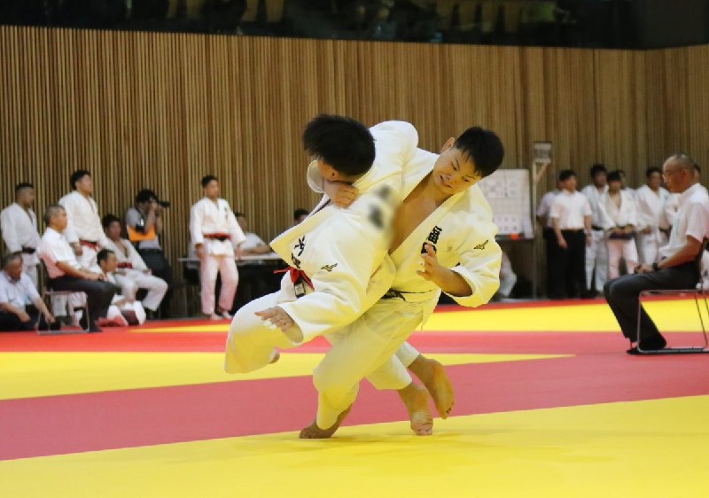 📸 @fukkei_koho ×3【教養課】７月福岡武道館において、令和８年度九州管区内警察術科大会が開催され、柔道、剣道、逮捕術の全種目で優勝！これから始まる全国大会に向けて、引き続き応援よろしくお願いします