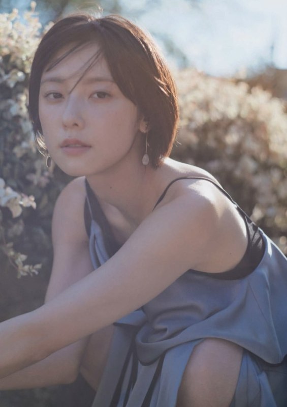 📸 @nisiosazane ×4昨日の配信で言ってましたけど小夏さんは公式の物もそれ以外の物も含めて、小夏さんから見て顔の左側の写真が多いので左側が利き顔なんでしょうね #加藤小夏原文 #加藤小夏📸 @nisiosazane ×4昨日の配信で言ってましたけど小夏さんは公式の物もそれ以外の物も含めて、小夏さんから見て顔の左側の写真が多いので左側が利き顔なんでしょうね #加藤小夏原文 #加藤小夏