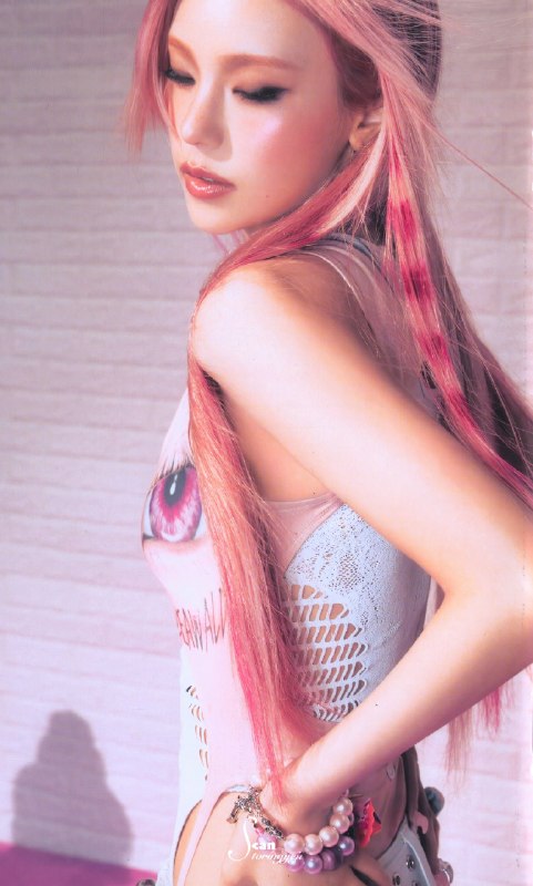 📸 @storingyeji ×2[SCAN] ITZY <MOTTO> YEJI ver. (1)[扫描] ITZY <座右铭> YEJI 版本