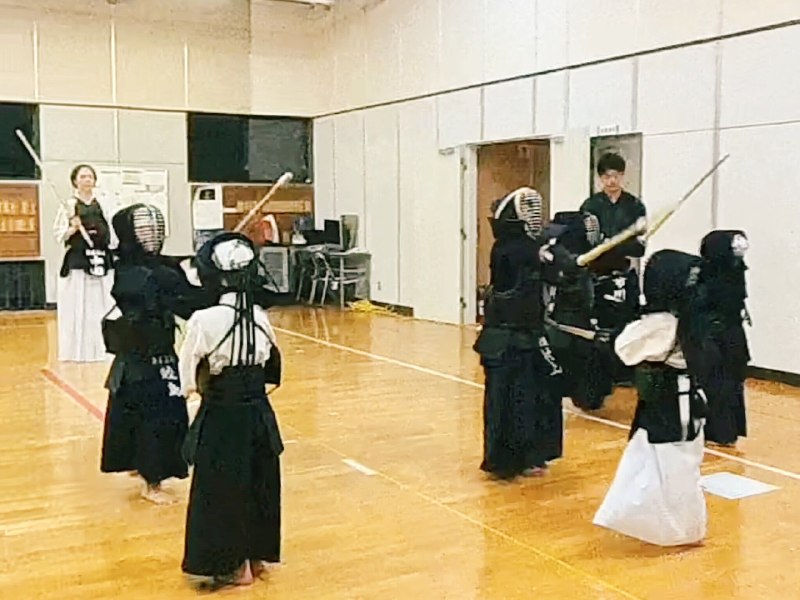 📸 @kurerenseikai ×46月16日(火)改めて、日曜の試合の表彰をしました👏おめでと〜㊗️しばらく試合はないですが、次の試合は練誠会大会❗️しっかり準備していきましょう‼️今日もお疲れ様でした