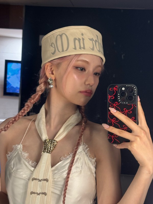 📸 黄礼志 (X) ×2[260521] 8:24PM KST[260521] 晚上 8:24（韩国标准时间）原文 #黄礼志