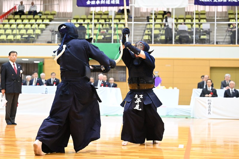 📸 @Kendo_Jidai ×3剣道時代７月号にて第24回全日本選抜剣道八段優勝大会を、吉成正大氏の解説で詳報しています